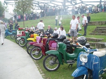 Grillen und Chillen beim ZDF Fernsehgarten Grillen und Chillen beim ZDF Fernsehgarten